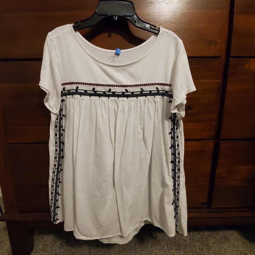 LOFT Outlet Embroidered Top Size Medium